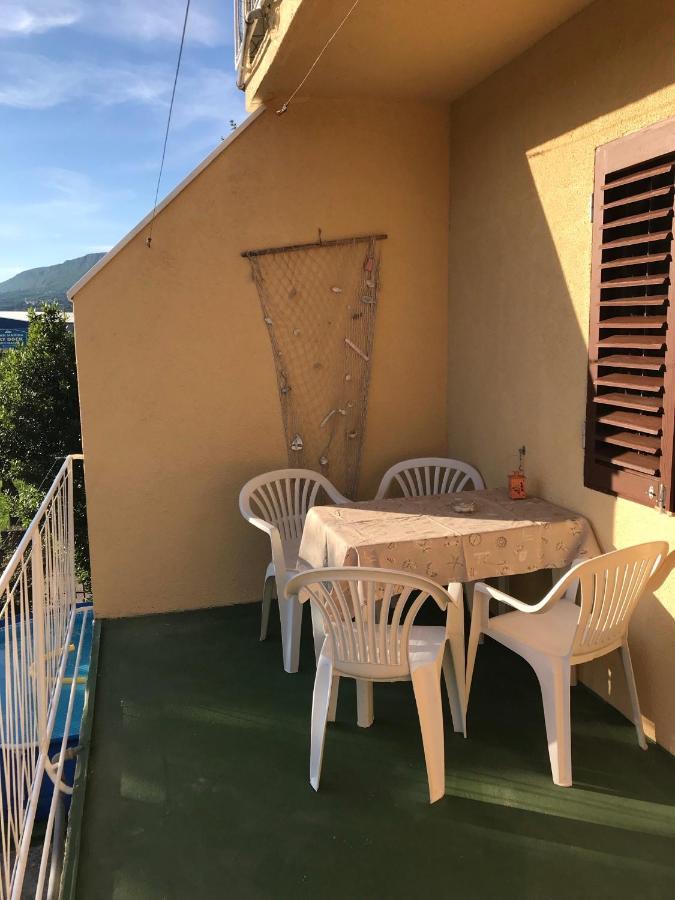 Redhill Apartmán