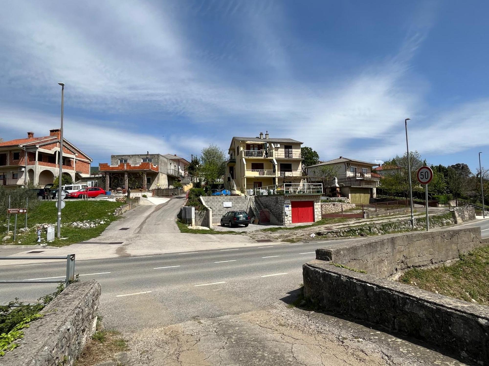 Redhill Apartmán *